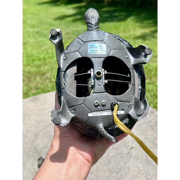 Tiffany Style Multicolored Leaded Stained Glass Tortoise/Turtle Lamp/Light - Picture 6 of 9